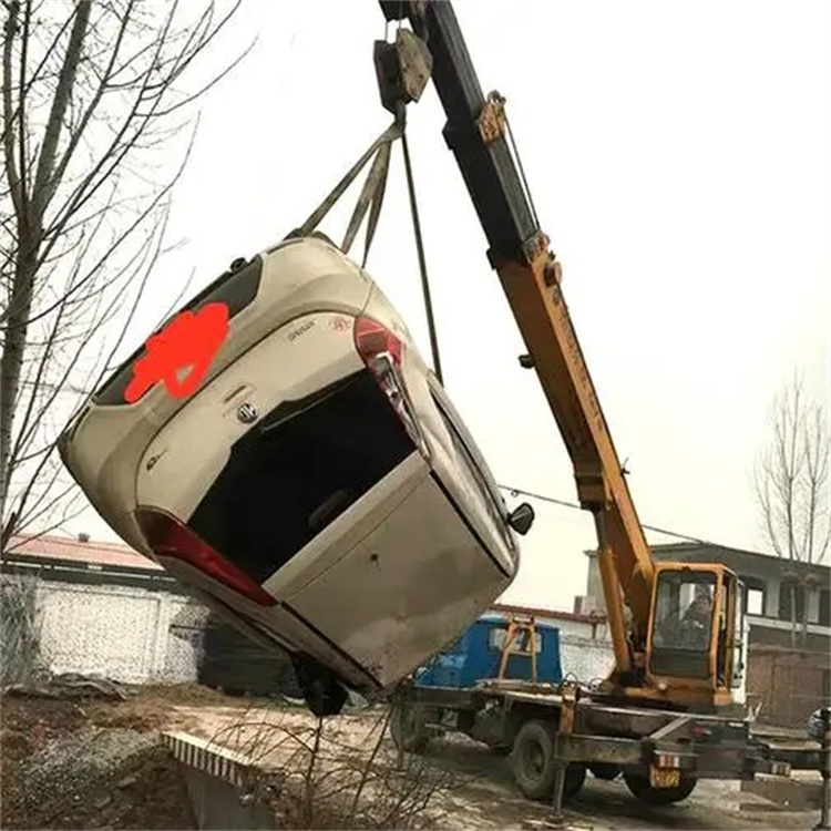 佛冈随时待命，吊车24小时道路救援服务全解析